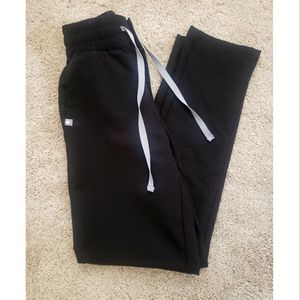 FIGS Black Tilpa Scrub Pants